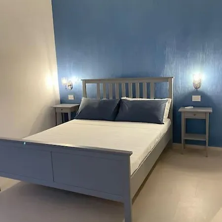 Delia's Acireale